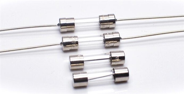 bussmann 原包裝玻璃管保險(xiǎn)絲 GMC慢斷 5*20保險(xiǎn)絲