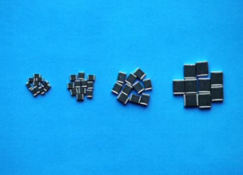 浪涌防護專用QV2220貼片壓敏電阻